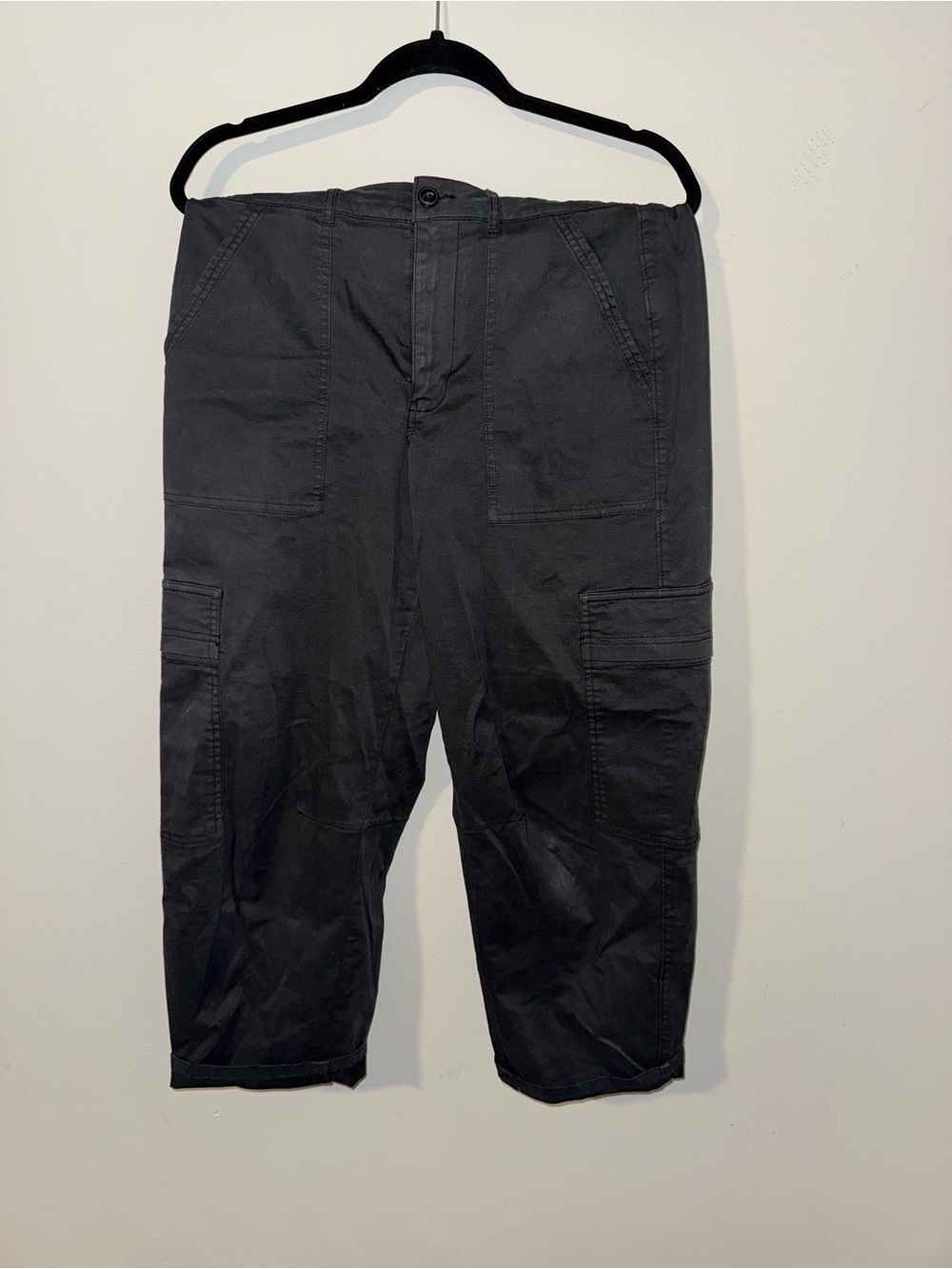 Universal Thread Men's Black Cargo Pants - Utility Style
